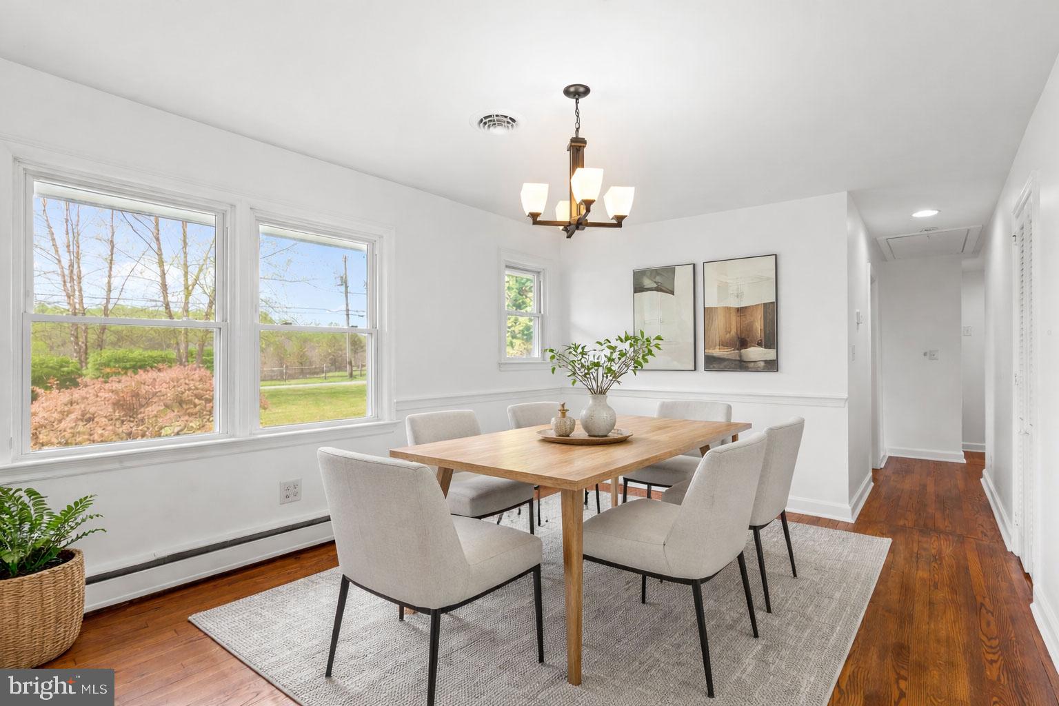 1058 Glen Hall Road Kennett Square, PA 19348 - Photo 17 of 75 Virtually staged dining room