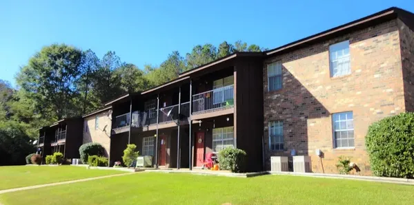 $710 | 226 Spanish Oaks Road, Guin, AL 35563