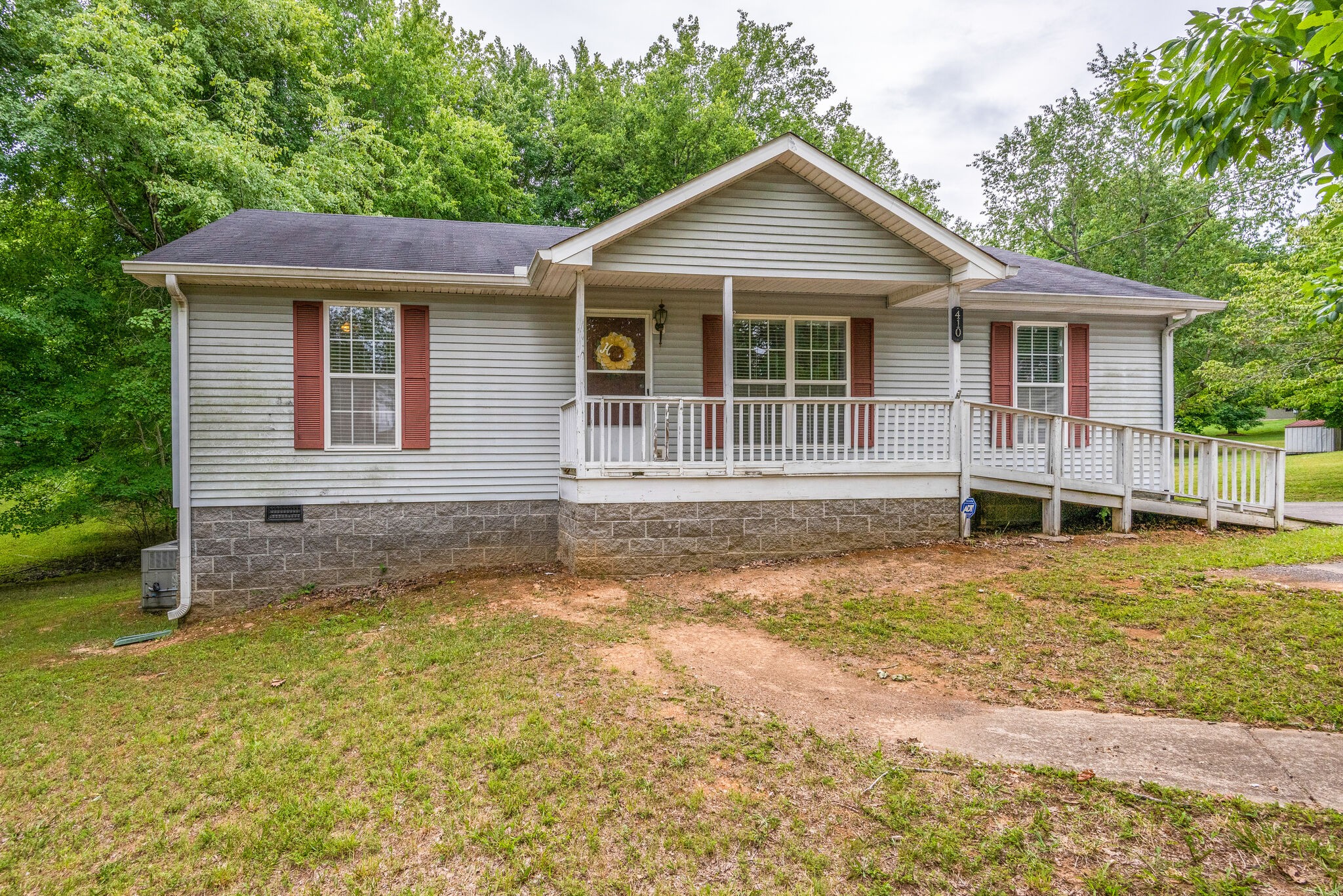 410 Cowan Road Dickson, TN 37055 - Photo 1 of 14