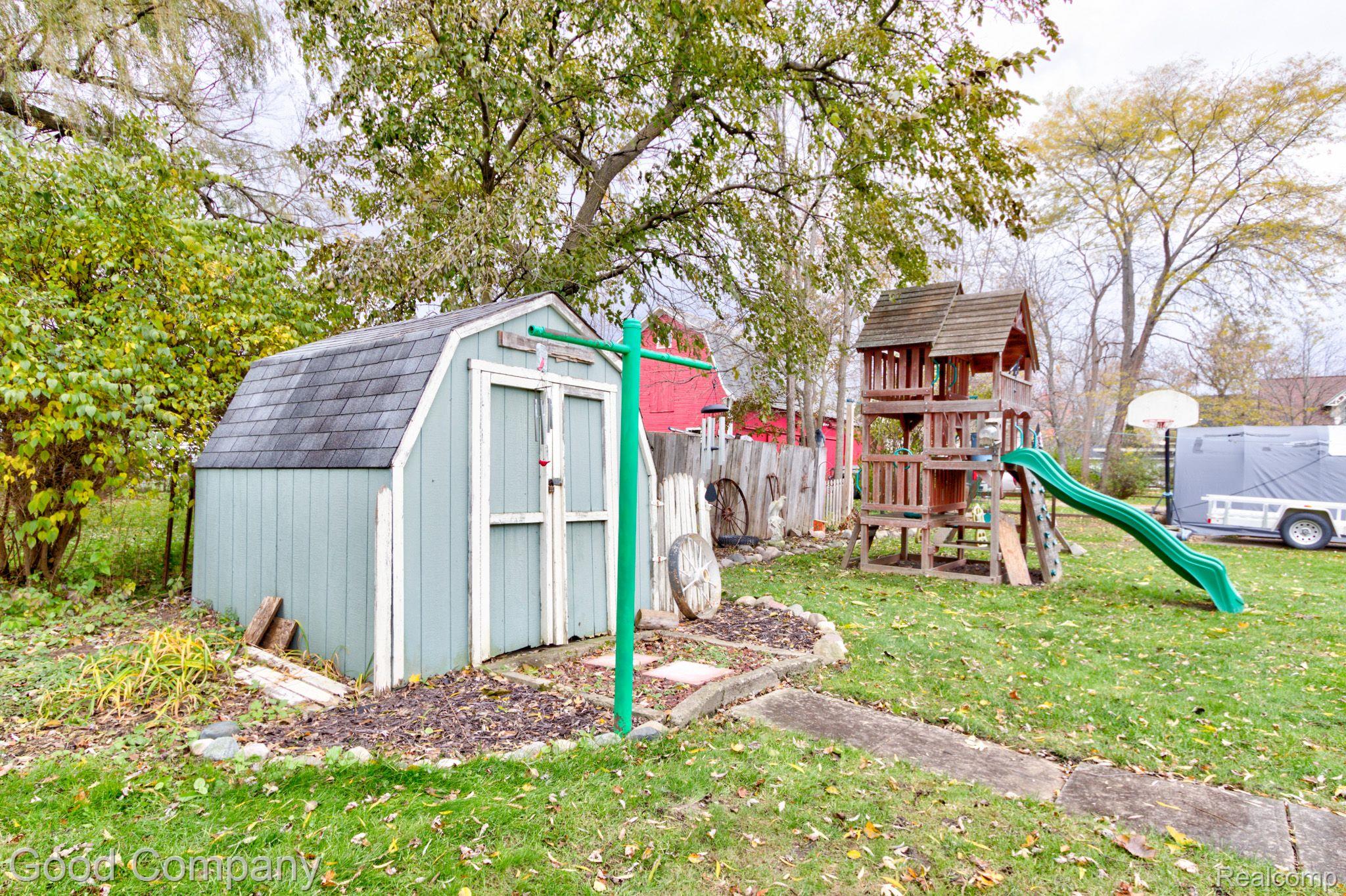 4104 South Mill Road Dryden, MI 48428 - Photo 32 of 35 Gallery Image 32