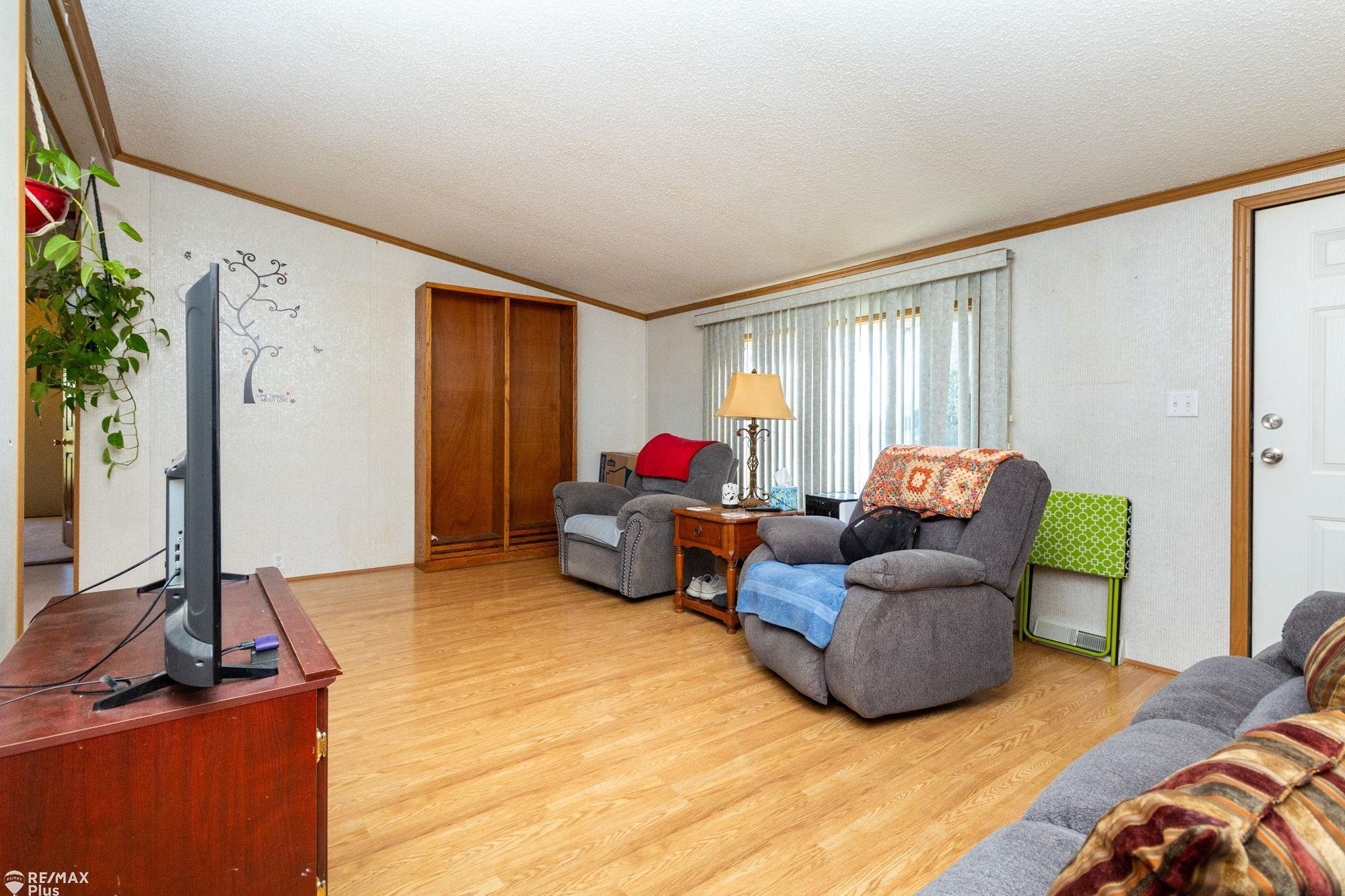 6740 Kilgore Road Croswell, MI 48422 - Photo 5 of 58