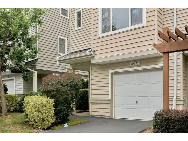 a picture of floor plan