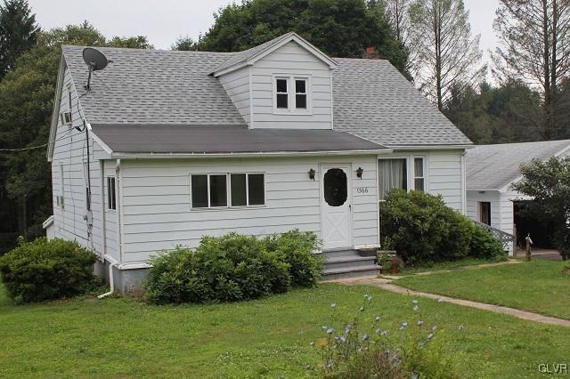 1366 Valley Road Tamaqua, PA 18252 - Photo 4 of 37 Gallery Image 4
