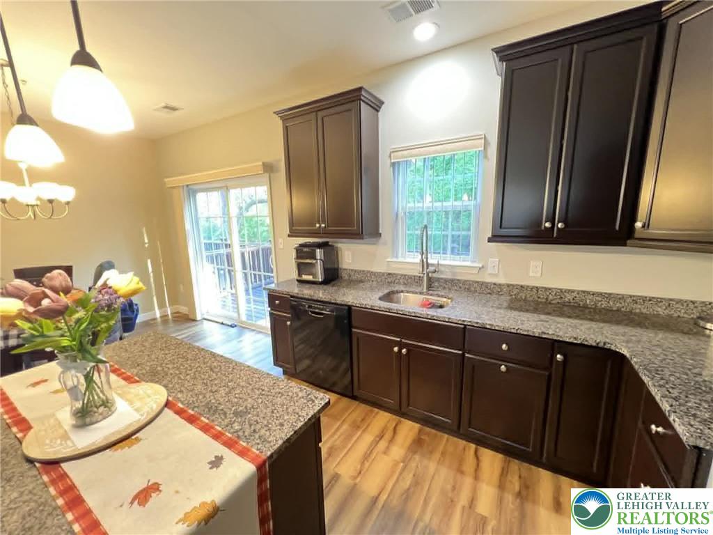 2290 Rising Hill Road Whitehall, PA 18052 - Photo 11 of 25