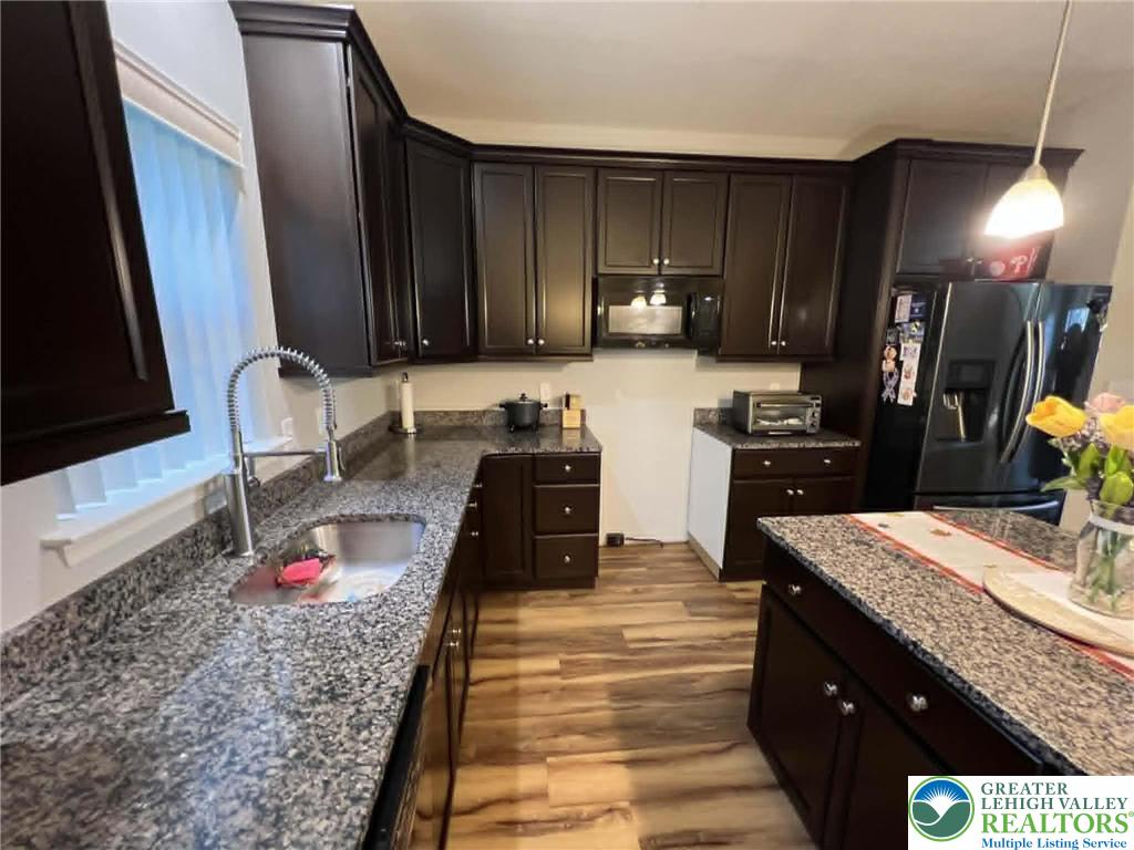 2290 Rising Hill Road Whitehall, PA 18052 - Photo 12 of 25