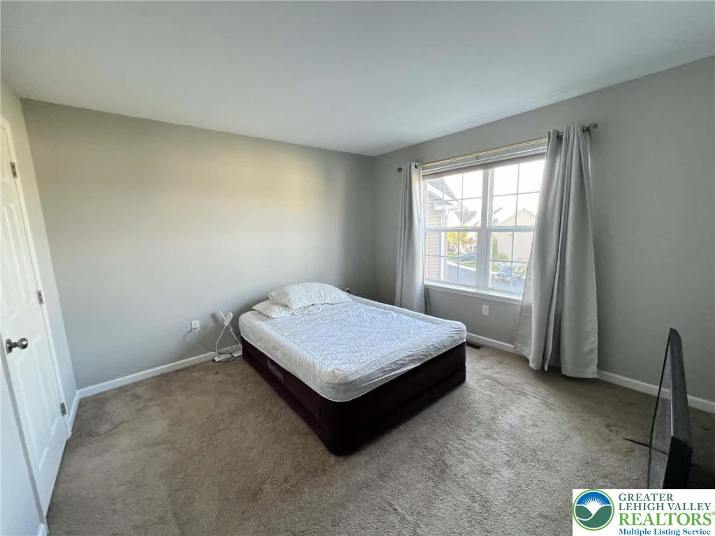 2290 Rising Hill Road Whitehall, PA 18052 - Photo 20 of 25