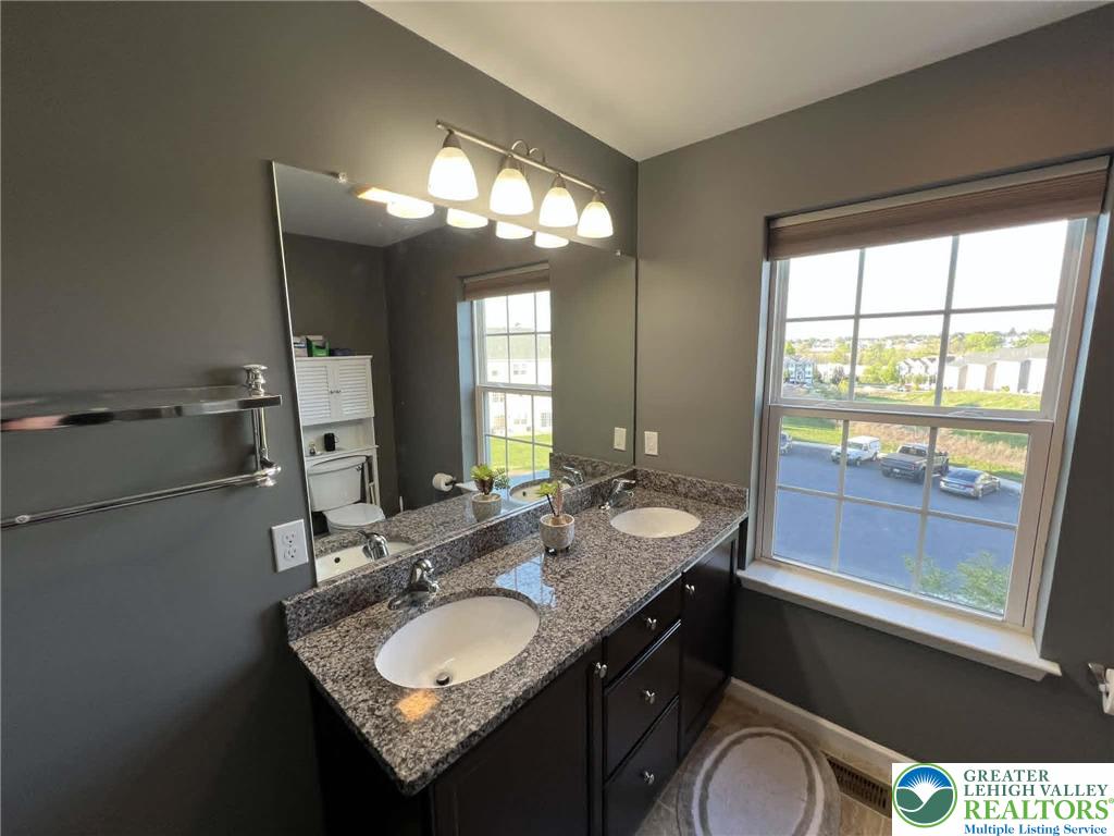 2290 Rising Hill Road Whitehall, PA 18052 - Photo 21 of 25