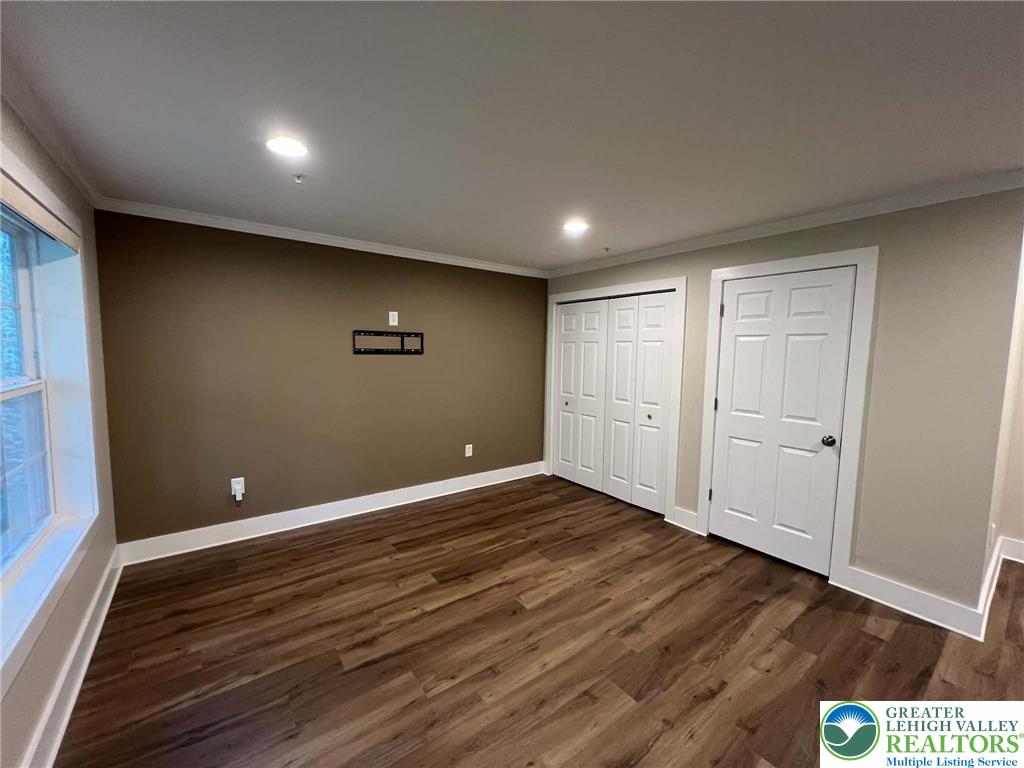 2290 Rising Hill Road Whitehall, PA 18052 - Photo 6 of 25