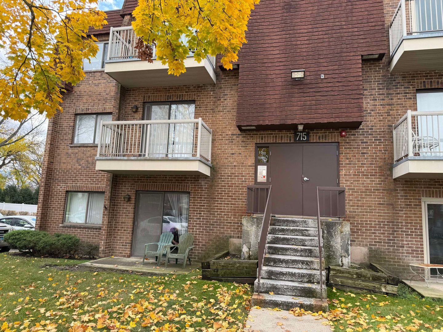 715 West Central Road, Unit A8 Mount Prospect, IL 60056 - Photo 1 of 19 Gallery Image 1