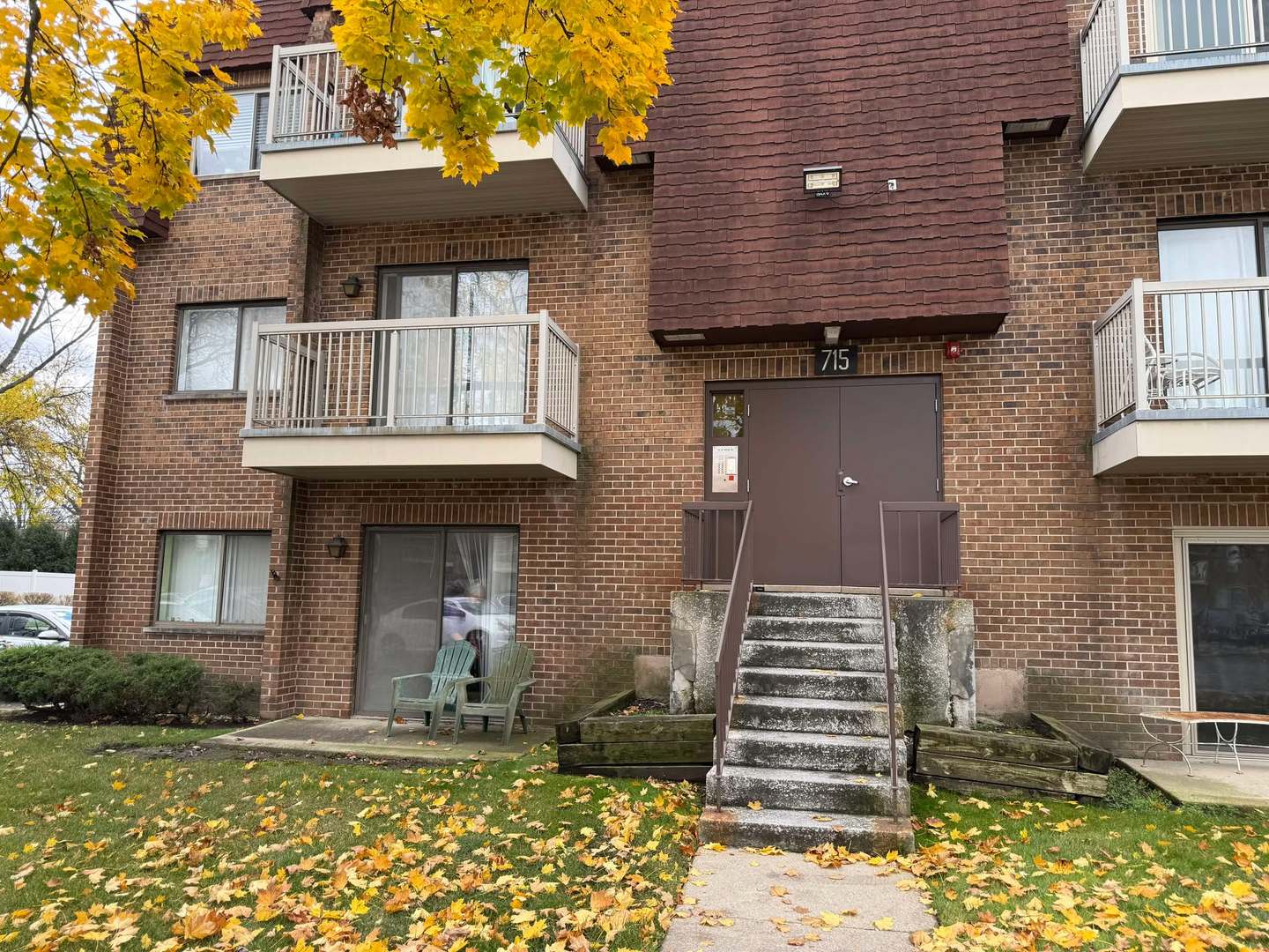 715 West Central Road, Unit A8 Mount Prospect, IL 60056 - Photo 2 of 19 Gallery Image 2
