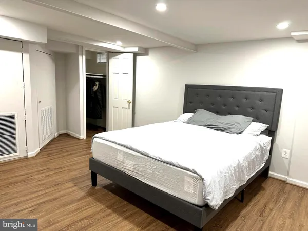 $1,900 | 1549 44th Street Northwest, Washington, DC 20007