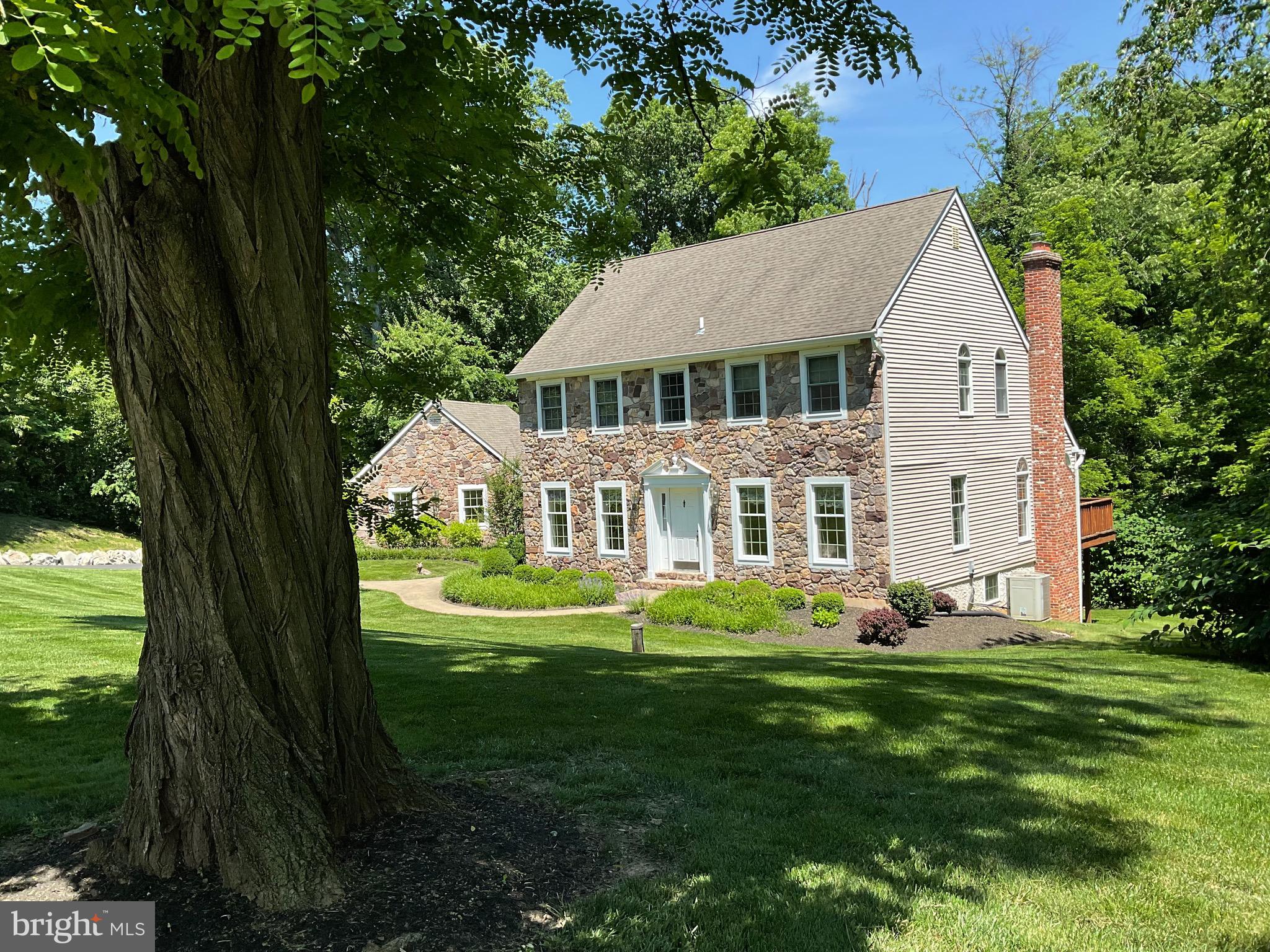 212 Bruce Road Washington Crossing, PA 18977 - Photo 2 of 78 Gallery Image 2