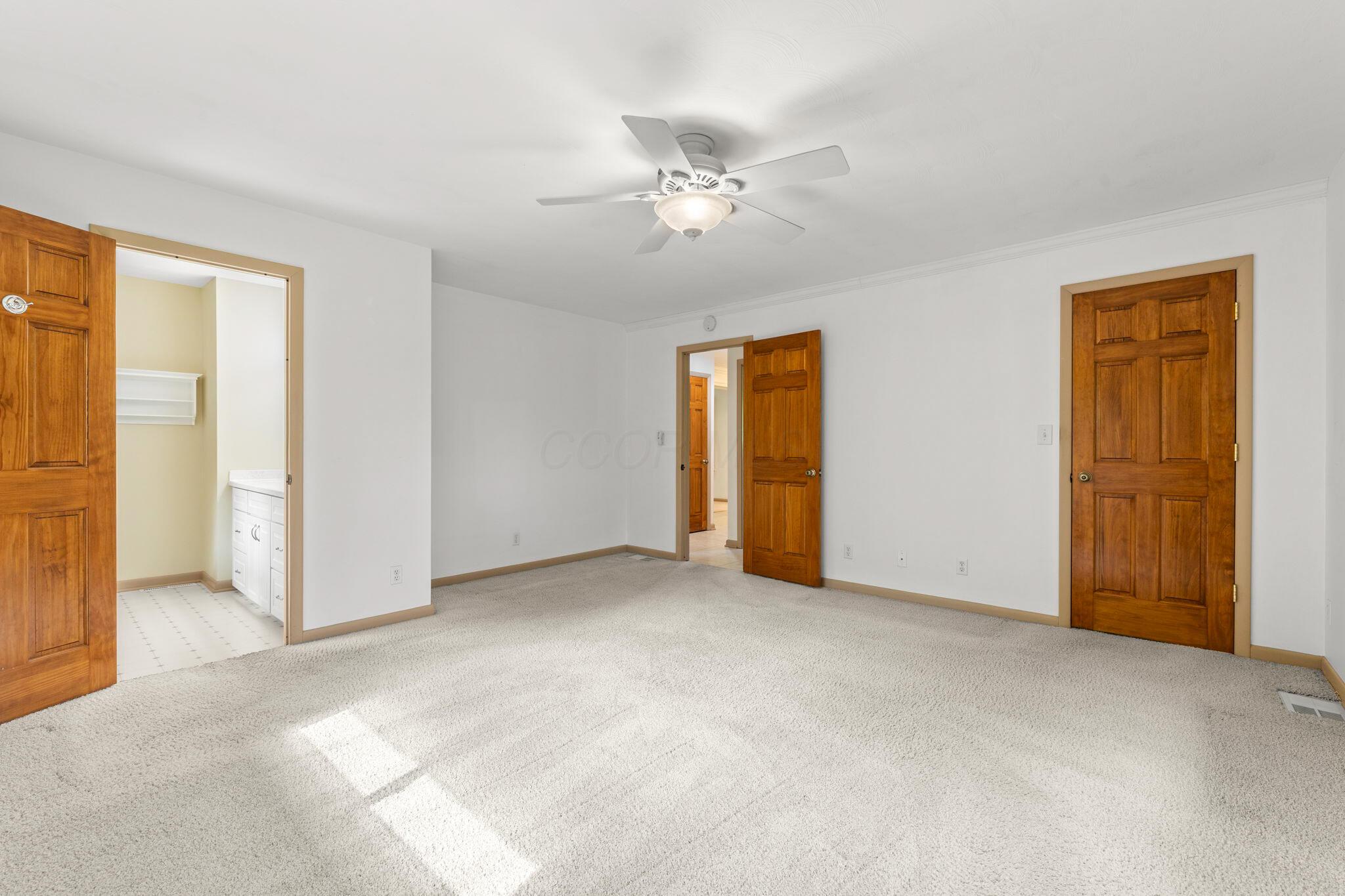 926 South Hempstead Road Westerville, OH 43081 - Photo 18 of 58 Primary Suite