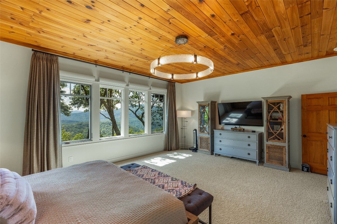 340 East Ridge Road Cashiers, NC 28717 - Photo 19 of 70 Primary Bedroom