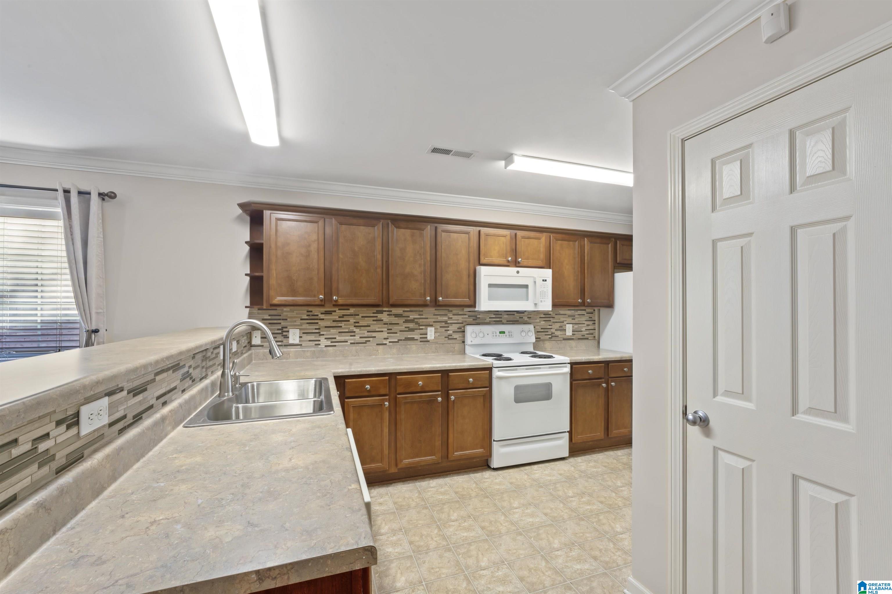 152 Springdale Drive Mount Olive, AL 35117 - Photo 15 of 27