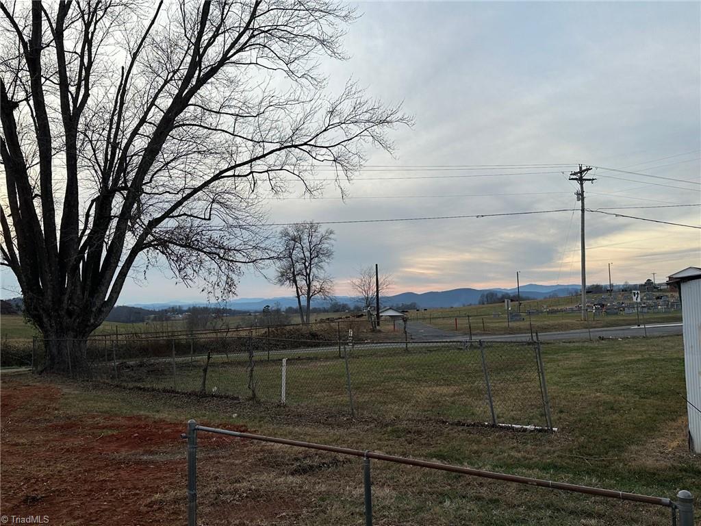 8431 Austin Traphill Road Elkin, NC 28621 - Photo 20 of 28