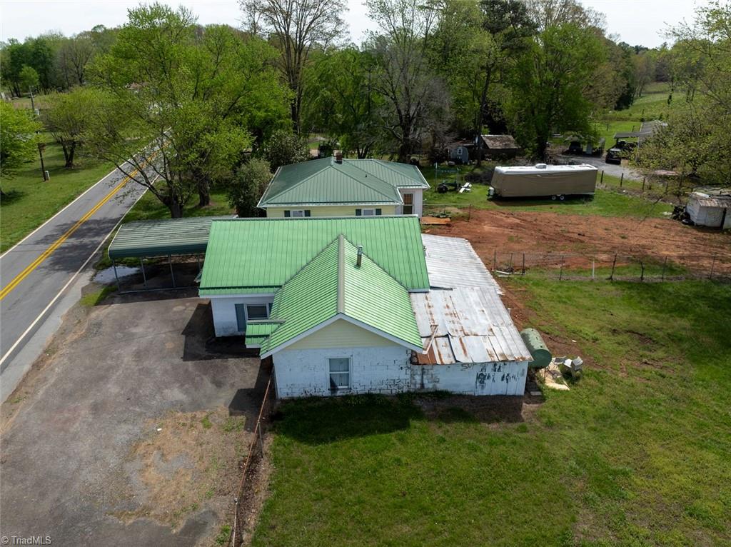 8431 Austin Traphill Road Elkin, NC 28621 - Photo 6 of 28