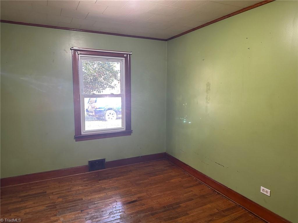 8431 Austin Traphill Road Elkin, NC 28621 - Photo 9 of 19