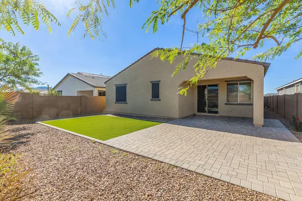$2,475 | 10617 South 55th Drive, Laveen, AZ 85339