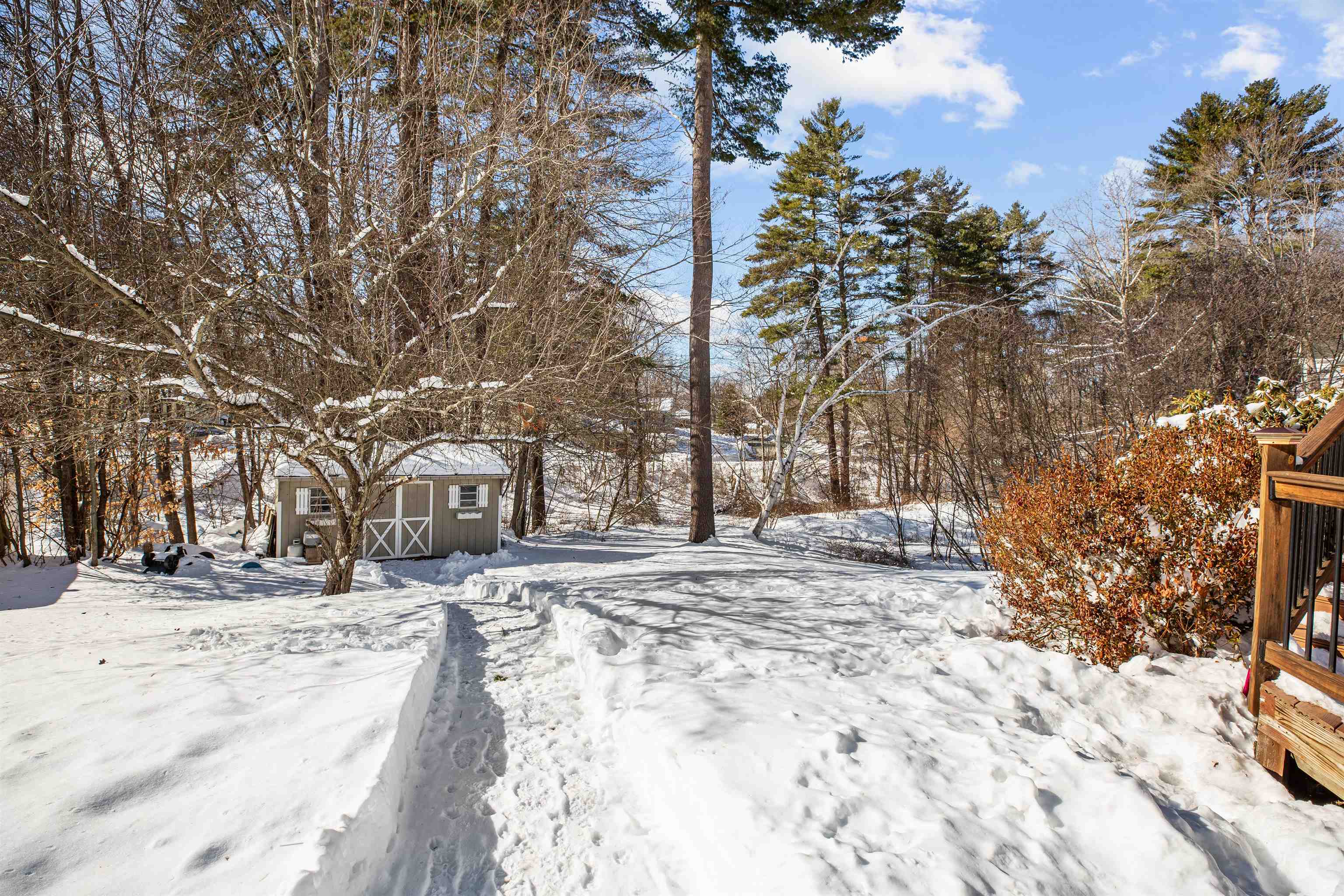 17 Cottage Circle Lebanon, NH 03784 - Photo 28 of 30