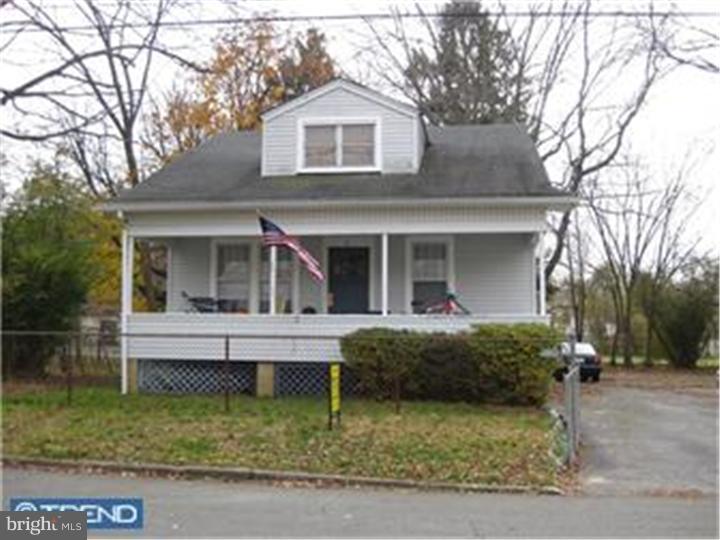 11 Main Boulevard Ewing, NJ 08618 - Photo 2 of 12