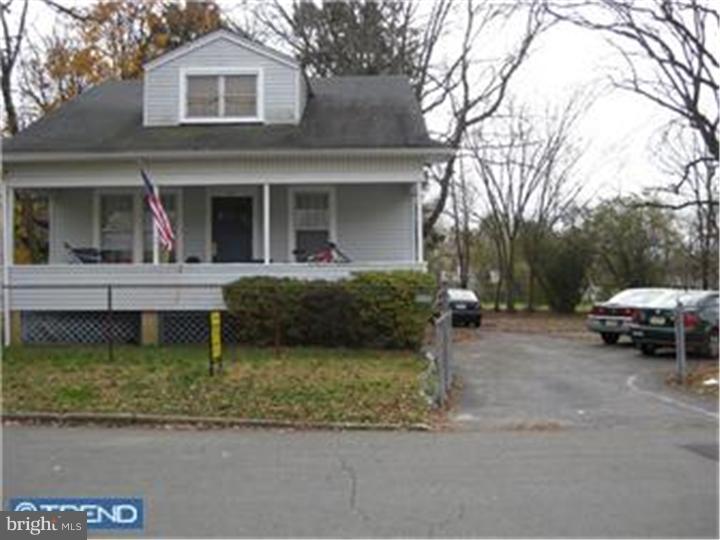 11 Main Boulevard Ewing, NJ 08618 - Photo 4 of 12