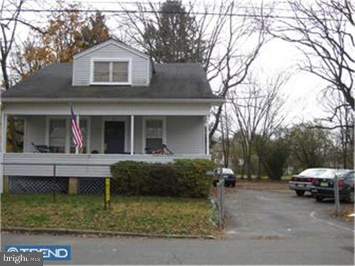 11 Main Boulevard Ewing, NJ 08618 - Photo 5 of 12
