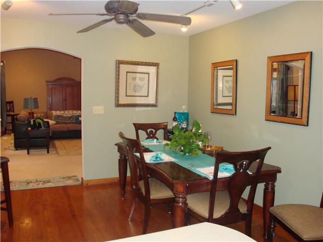1801 Simmons Ridge Road Cornersville, TN 37047 - Photo 8 of 16 .....Has a Spaceous Adjoining Dining Area.