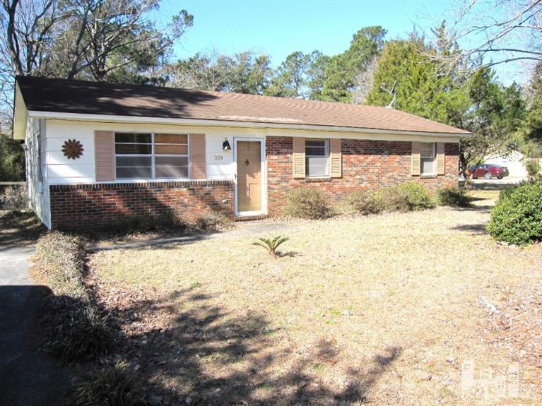 309 Covington Road Wilmington, NC 28409 - Photo 1 of 29 Primary Photo