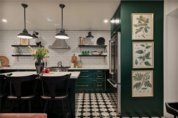 $825,000 | 252 Crest Cir Drive, Lake Arrowhead, CA 92352