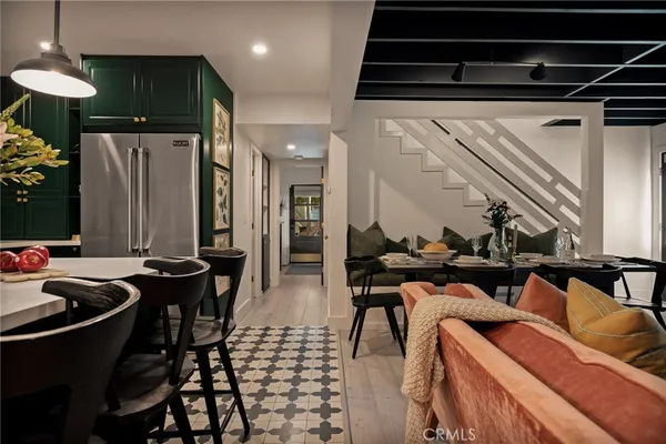 $825,000 | 252 Crest Cir Drive, Lake Arrowhead, CA 92352