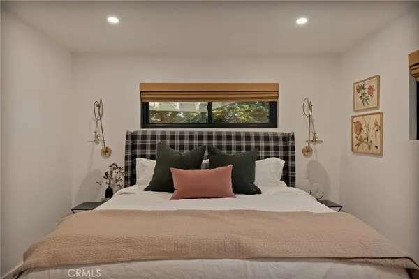 $825,000 | 252 Crest Cir Drive, Lake Arrowhead, CA 92352