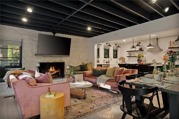 $825,000 | 252 Crest Cir Drive, Lake Arrowhead, CA 92352