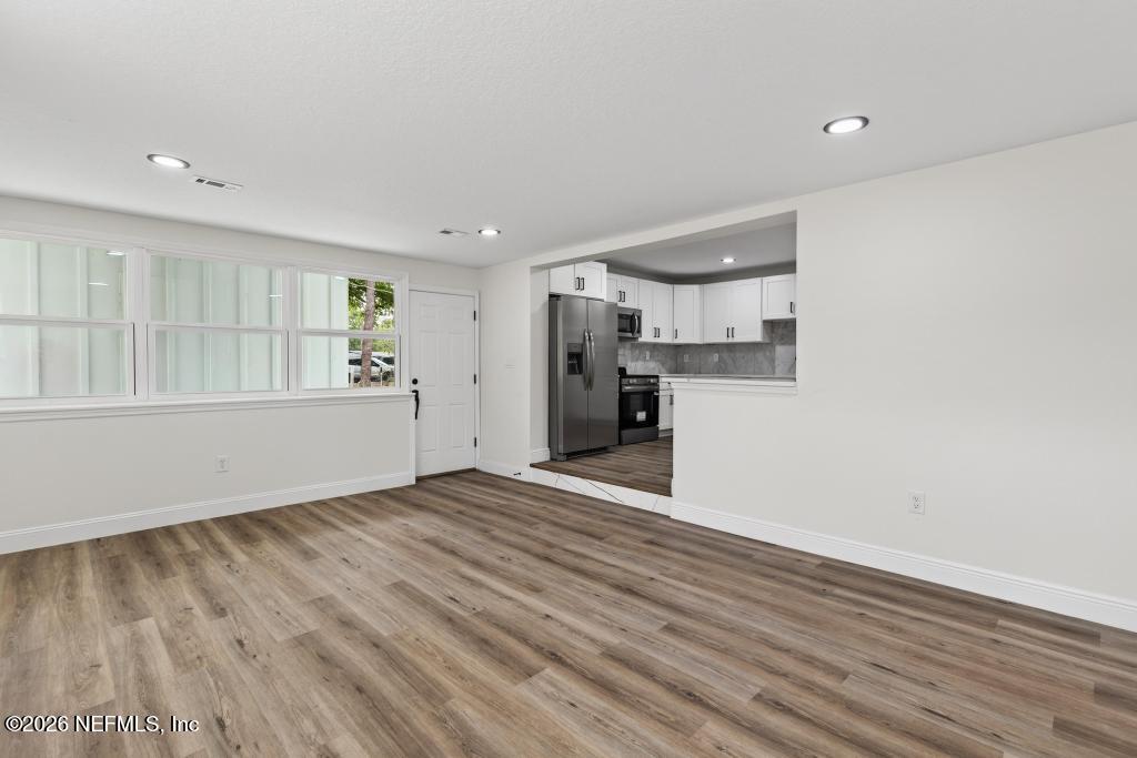 2934 Stonehurst Road West Jacksonville, FL 32277 - Photo 15 of 57 living room