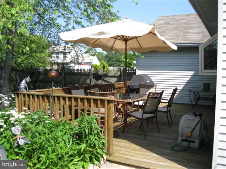 47 Hawthorne Road Sicklerville, NJ 08081 - Photo 16 of 20 Gallery Image 16