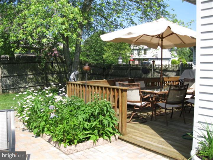 47 Hawthorne Road Sicklerville, NJ 08081 - Photo 17 of 20 Gallery Image 17