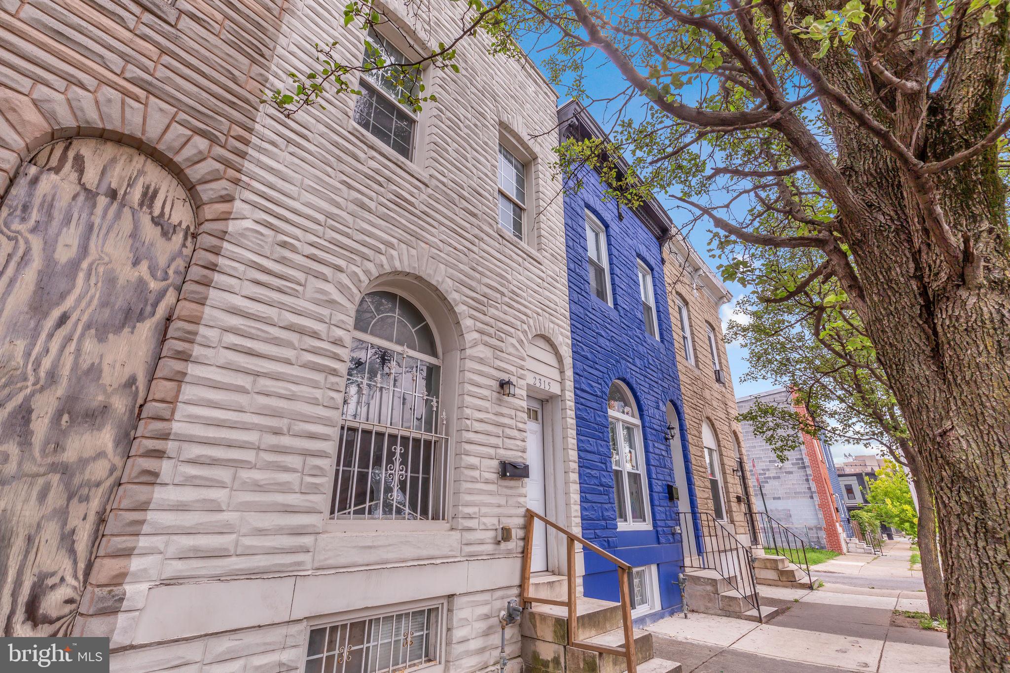 2315 East Madison Street Baltimore, MD 21205 - Photo 3 of 18 a view of a building
