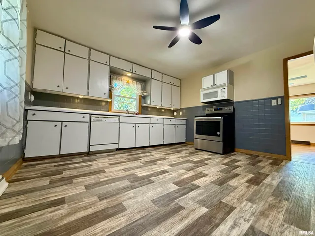 $169,000 | 139 North Vail Street, Geneseo, IL 61254