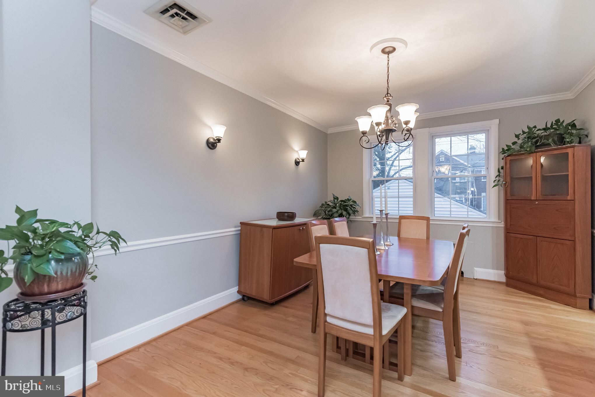 44 Dunkirk Road Baltimore, MD 21212 - Photo 10 of 33