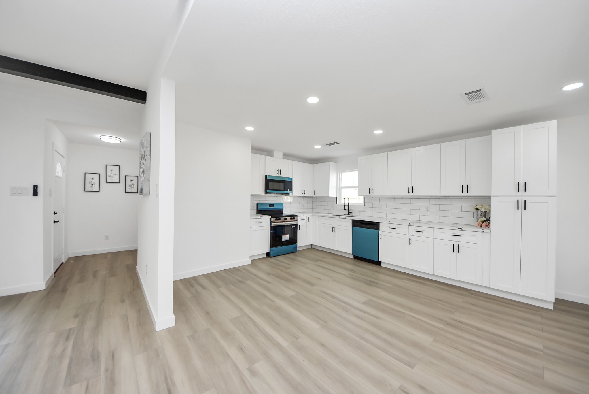 2701 Mustang Road Alvin, TX 77511 - Photo 13 of 45