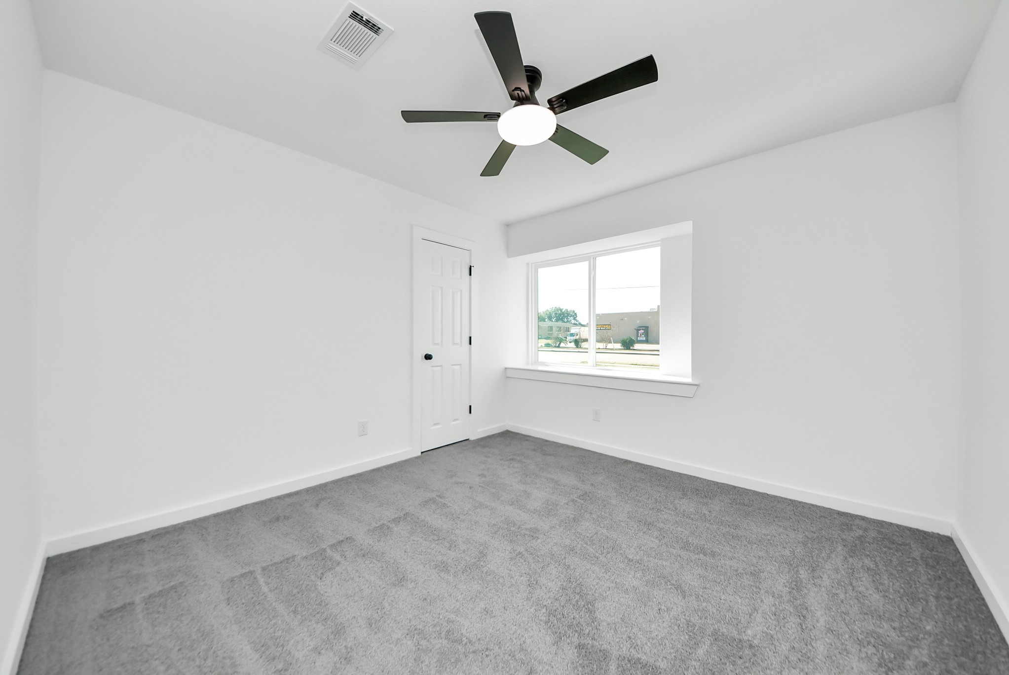 2701 Mustang Road Alvin, TX 77511 - Photo 23 of 45