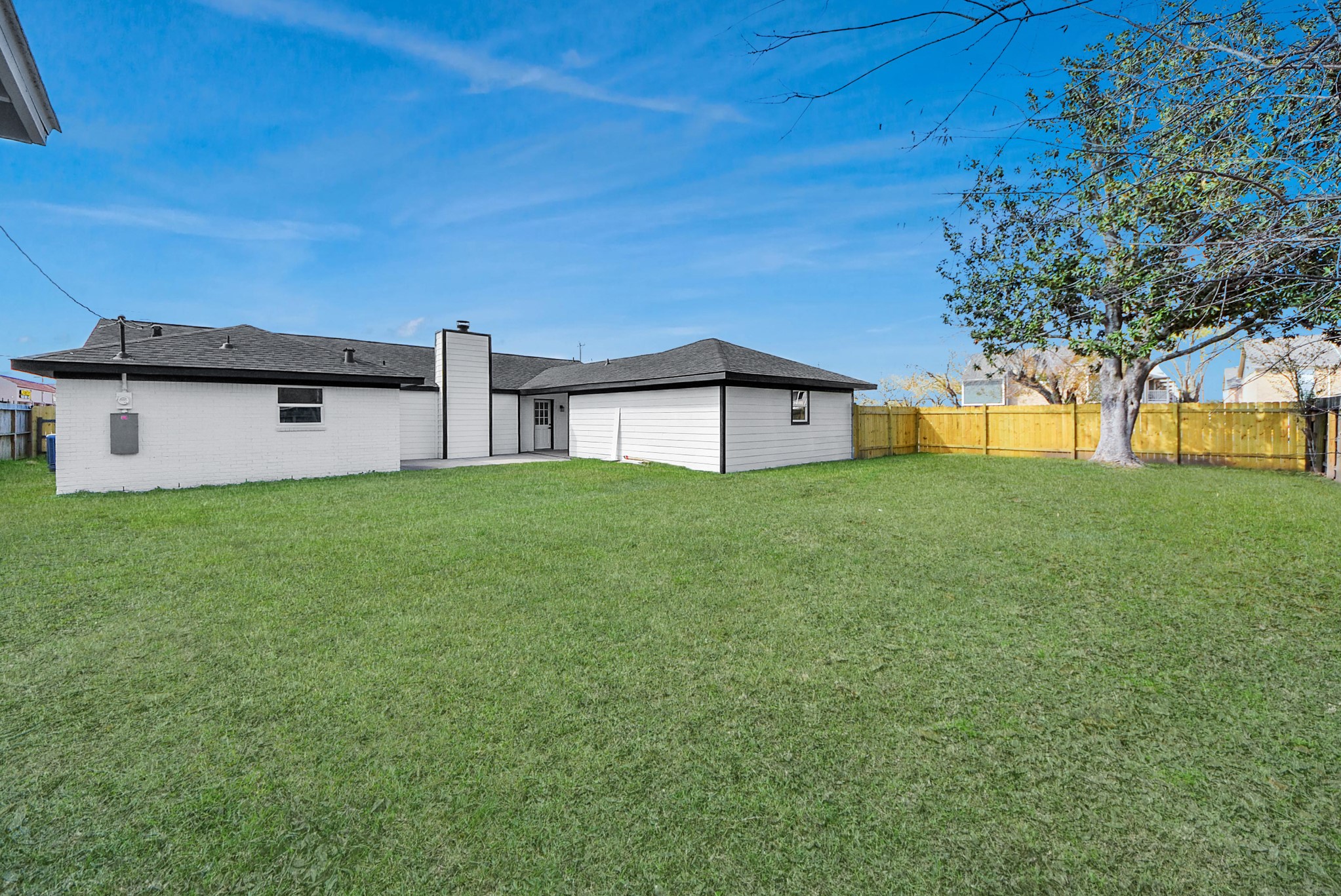 2701 Mustang Road Alvin, TX 77511 - Photo 41 of 45 a house view with a garden space