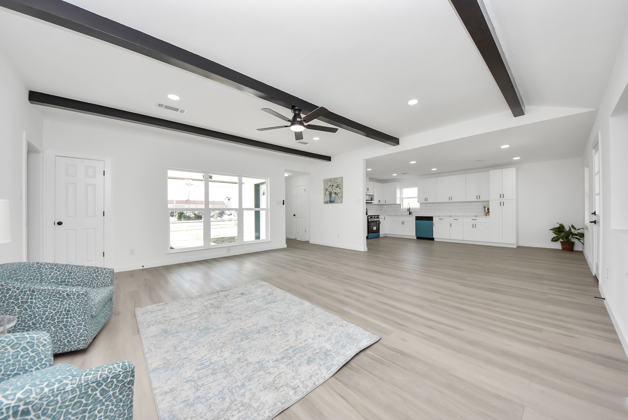 2701 Mustang Road Alvin, TX 77511 - Photo 5 of 45