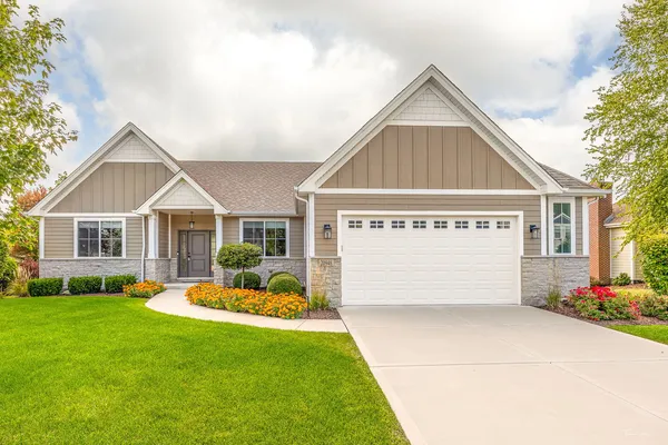 $575,000 | 20948 Lakewoods Lane, Shorewood, IL 60404