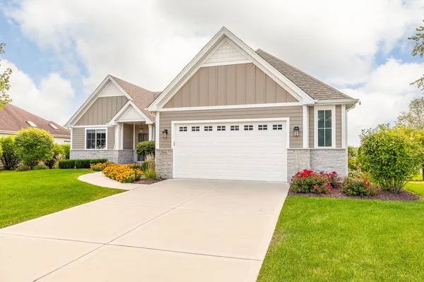 $575,000 | 20948 Lakewoods Lane, Shorewood, IL 60404