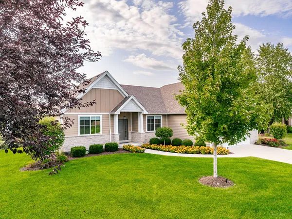 $575,000 | 20948 Lakewoods Lane, Shorewood, IL 60404