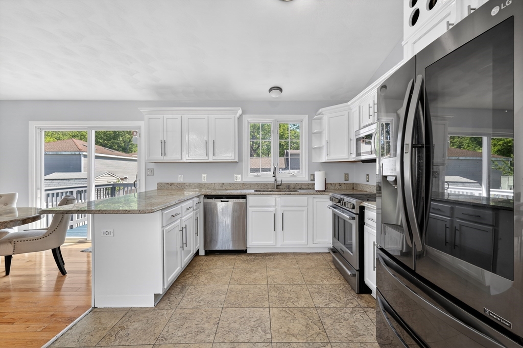 3 Oakleaf Circle Worcester, MA 01603 - Photo 6 of 32