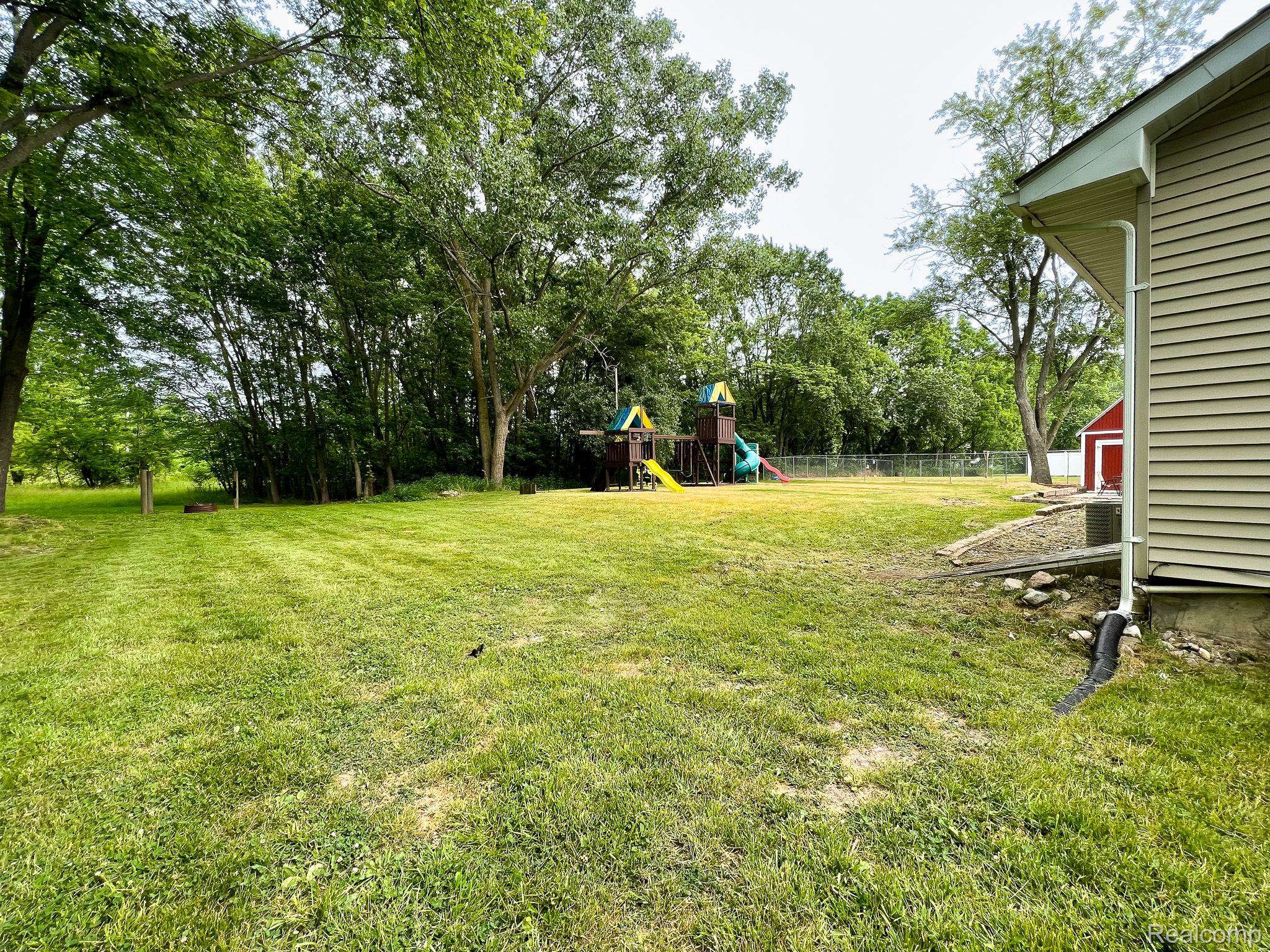 6655 South Durand Road Durand, MI 48429 - Photo 7 of 23 Gallery Image 7