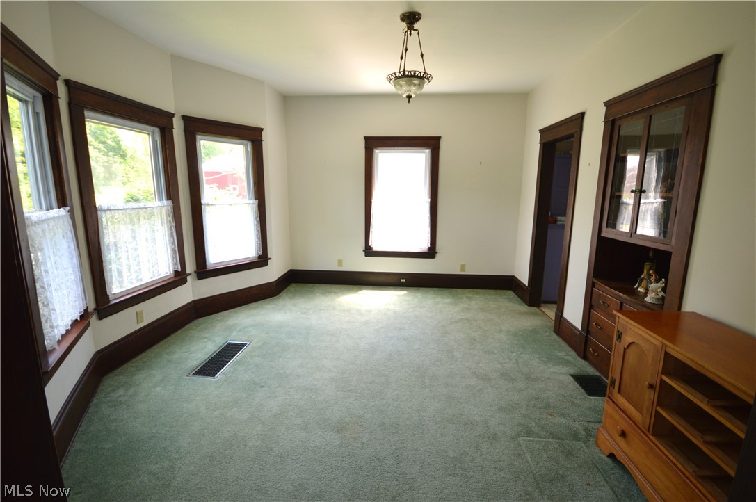 5964 South Ridge Road Madison, OH 44057 - Photo 4 of 27