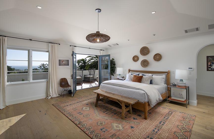 4110 Creciente Drive Santa Barbara, CA 93110 - Photo 23 of 33 Primary Bedroom